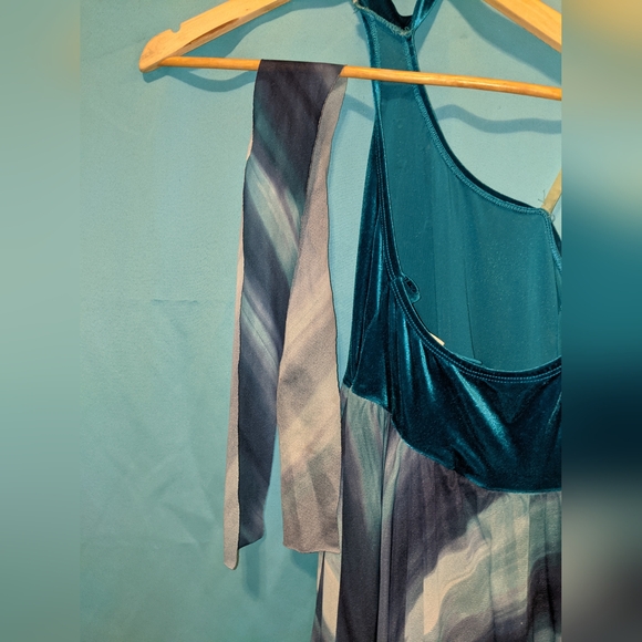 Flowy blue dress - Picture 10 of 10